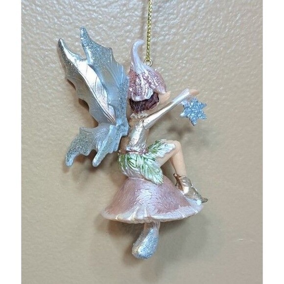 December Diamonds 79-81488 Resin Fairy on Mushroom 4" Christmas Ornament Fairies - Picture 3 of 3